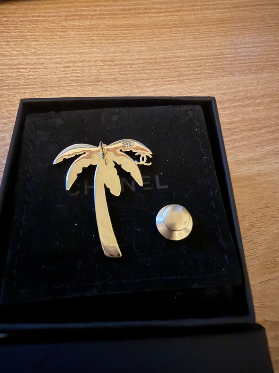 샤넬 골드 야자수 진주 CC 브로치핀 상품이미지5