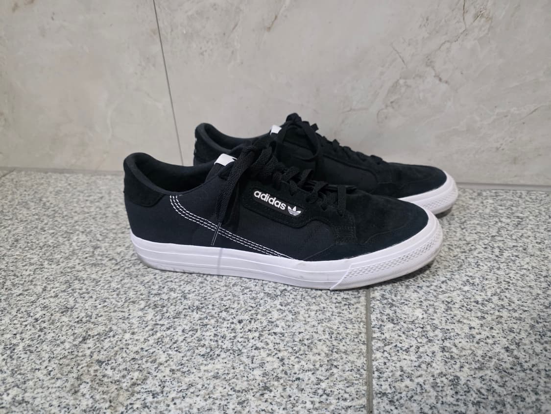 아디다스 슬립온 슈즈 상품이미지1