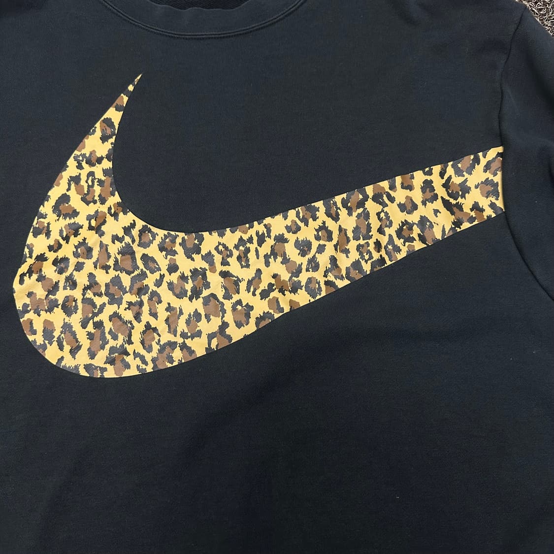 NIKE 나이키 스우시 호피 맨투맨 블랙 L 상품이미지2