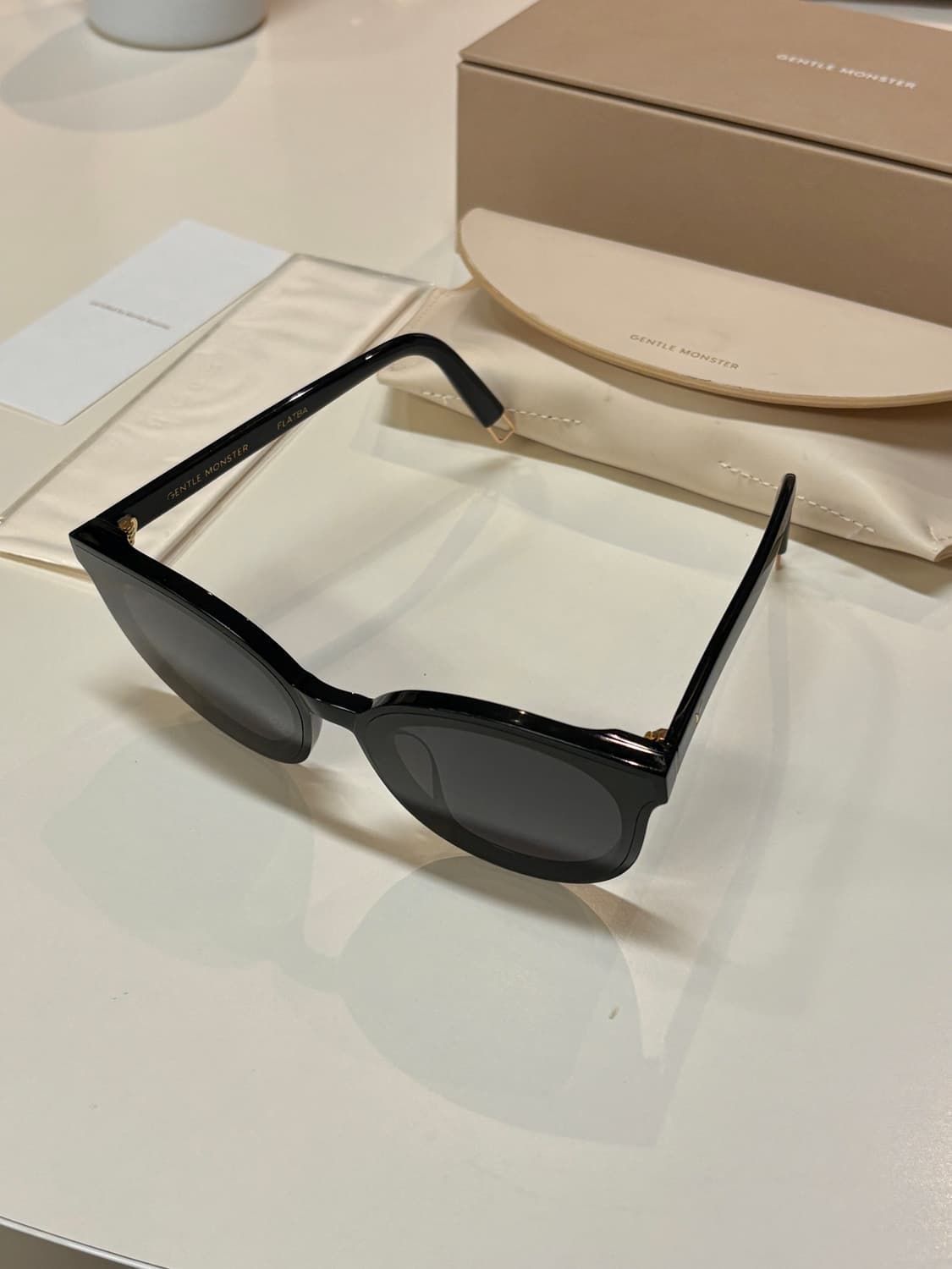 젠틀몬스터 선글라스 풀패키지 상품이미지4