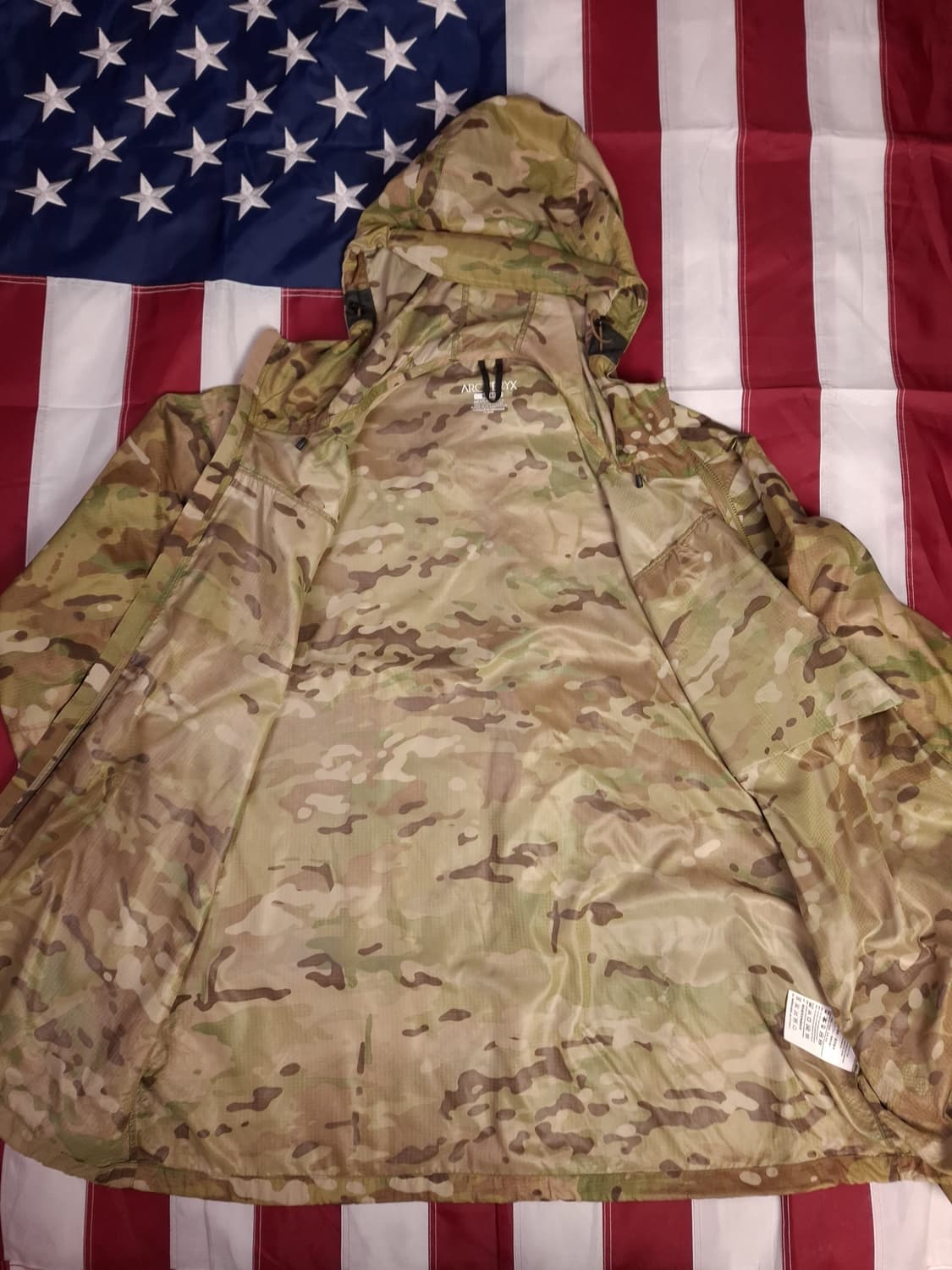 오리지날 아크테릭스 밀리터리 멀티캠 방풍 자켓 후드 상품이미지8