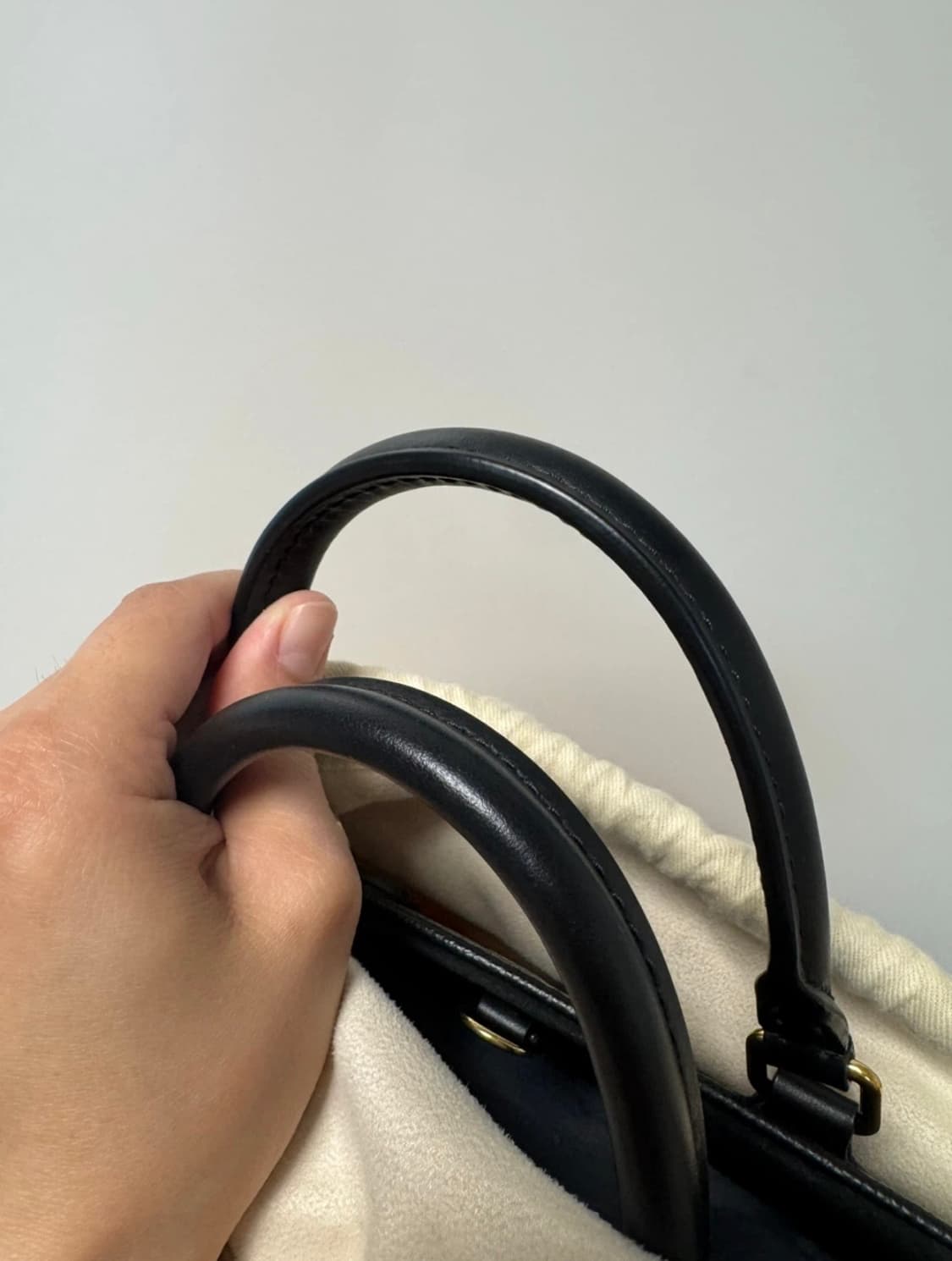 루이비통 앙프렝뜨 PM블랙 가방 상품이미지5