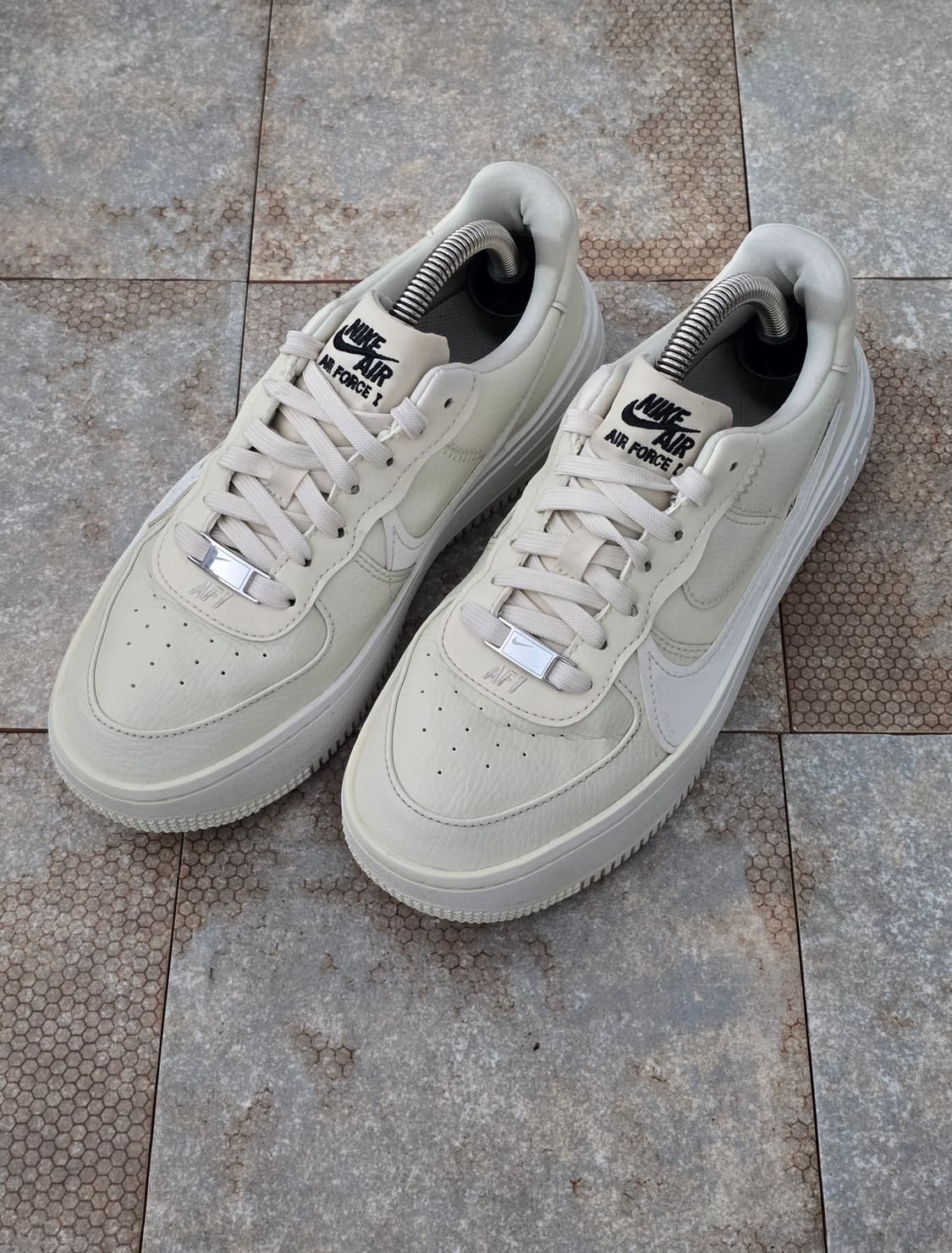 (235)나이키 에어포스 1 플랫폼 베이지 상품이미지1