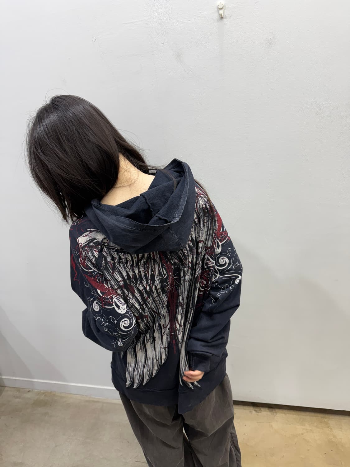 오버핏 그래픽 아트워크 후드티 상품이미지7