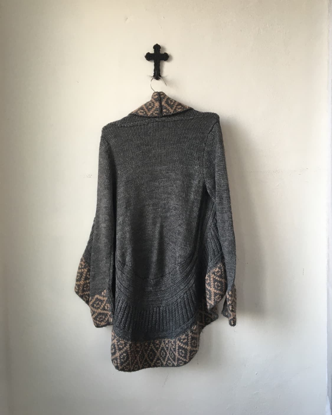 Nomadic pattern ruffle open knit cardiga 상품이미지3