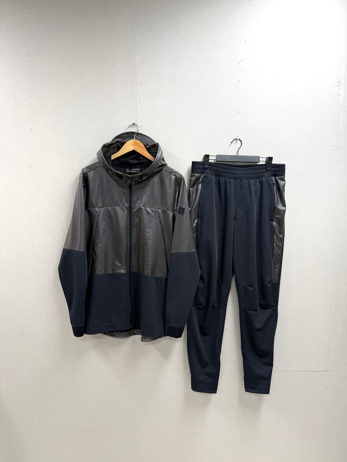 남성 XL-XXL / 언더아머 콜드기어 후드집업+팬츠 세트 셋업 상품이미지1