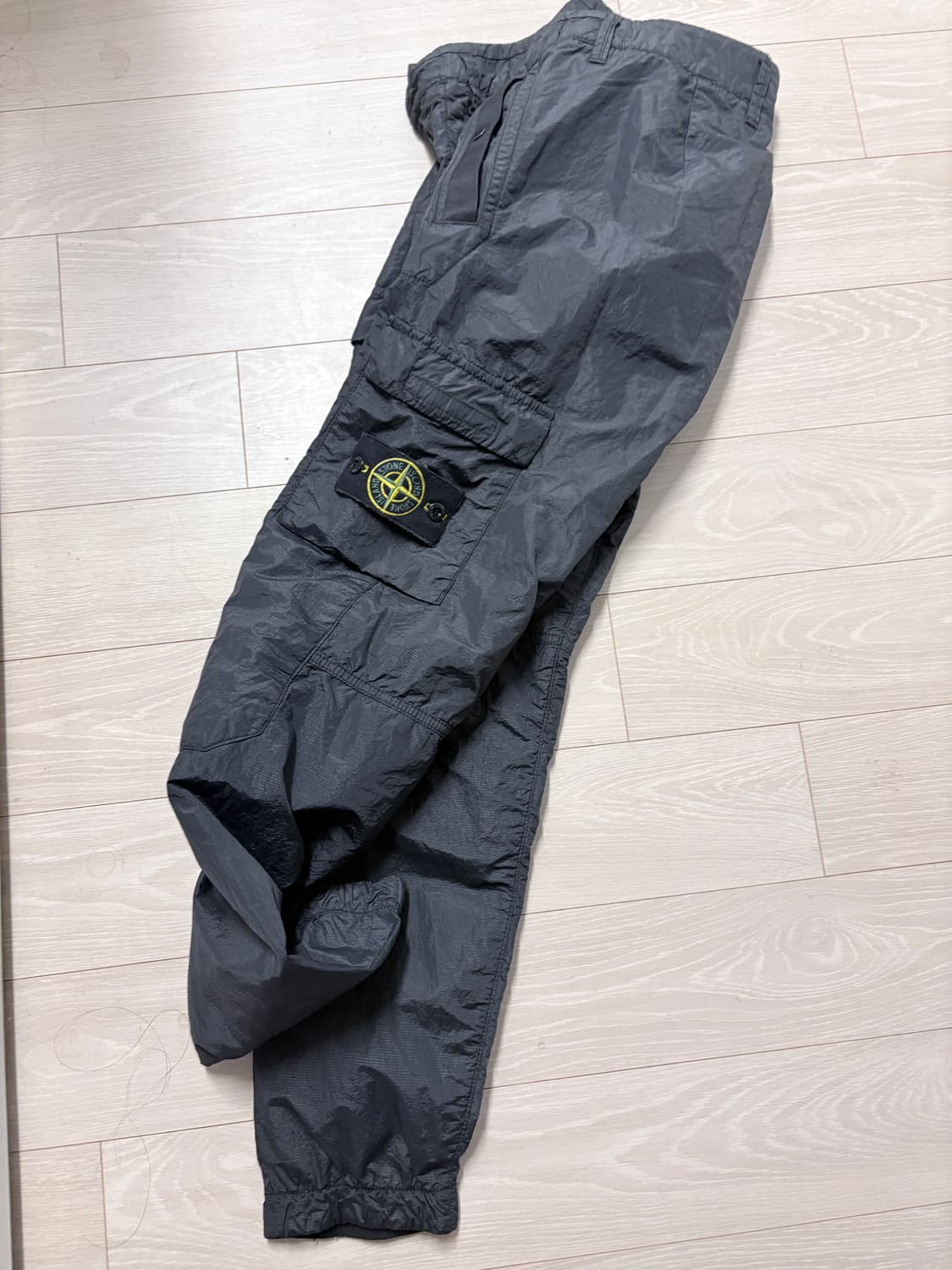 스톤아일랜드 나일론 팬츠 상품이미지2