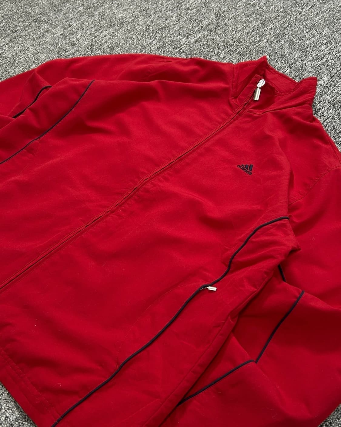 아디다스 올드스쿨 레드 바람막이  상품이미지3