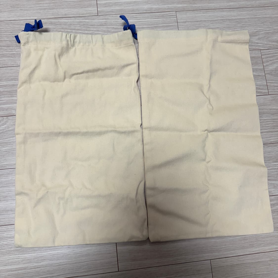 루이비통 더스트백 정품 가로22cm 세로 38cm 상품이미지2