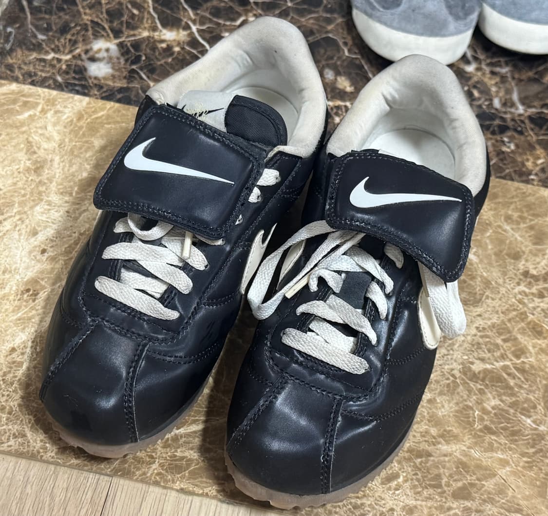 나이키 코르테즈 SE 블랙 검 브라운 230mm 상품이미지1