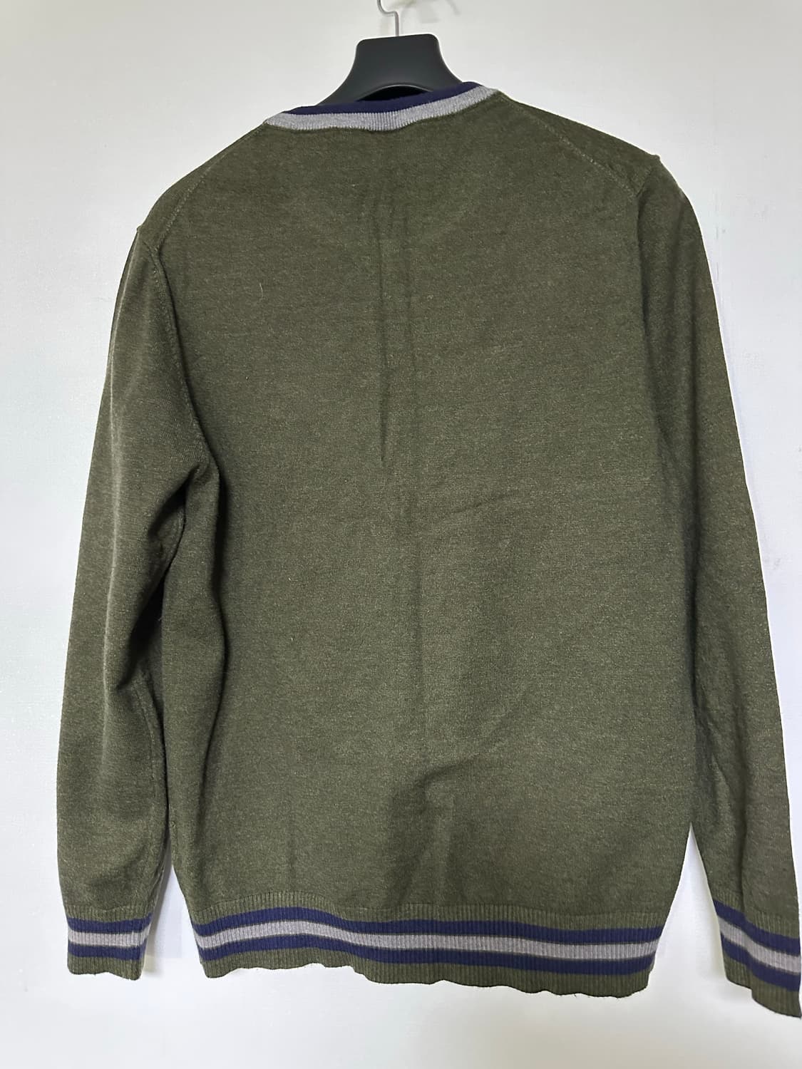 버버리 올리브색 니트 긴팔 상품이미지3