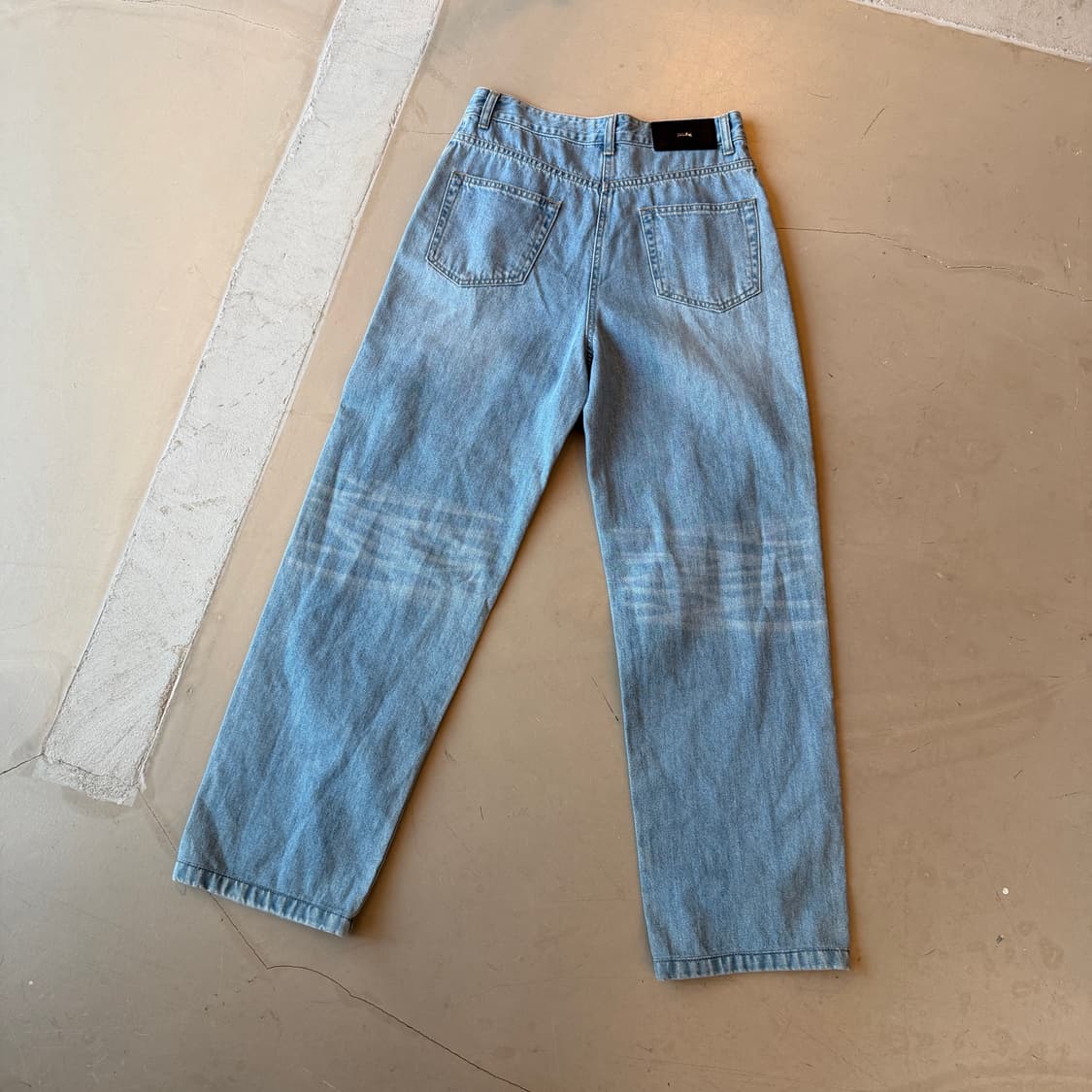 준지 워시드 데님 팬츠 상품이미지5