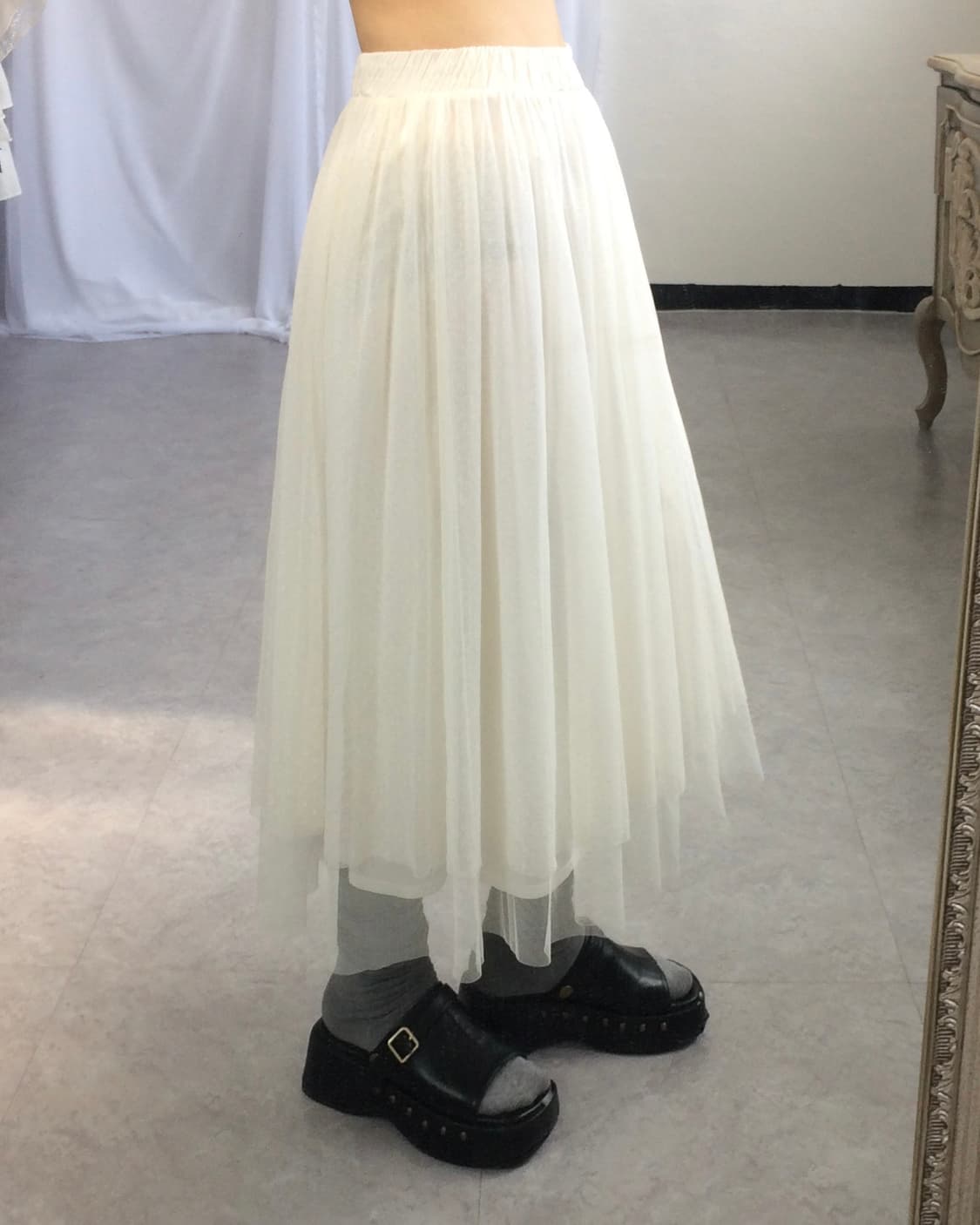 Dot pattern sha long skirt 상품이미지6