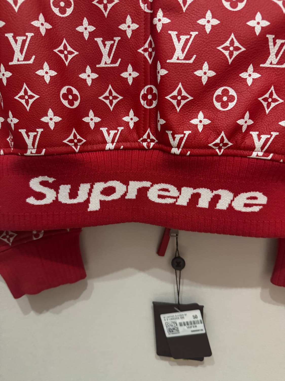 루이비통 슈프림 베이스볼 레더 자켓 상품이미지6