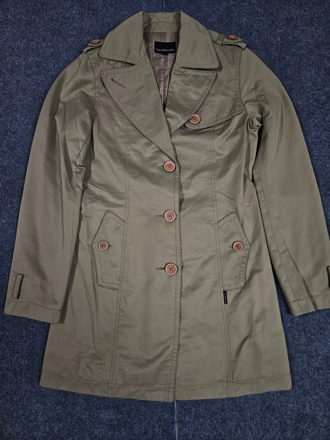 켈빈클라인 베이지 트렌치 코트(급처) 상품이미지1