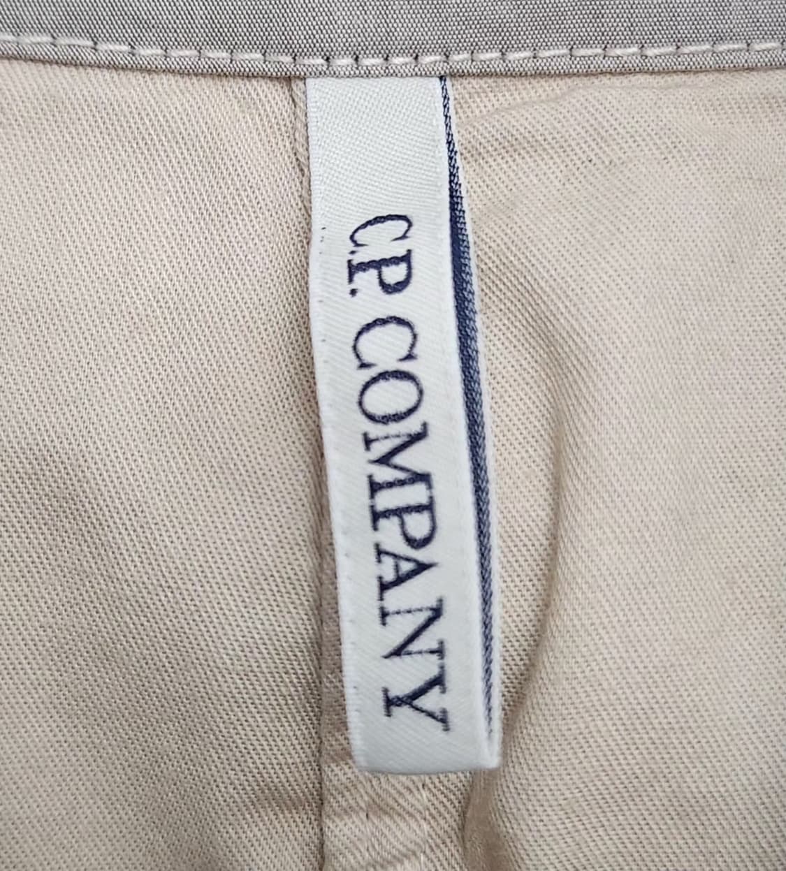 CP컴퍼니 100 자켓. 새상품 상품이미지3