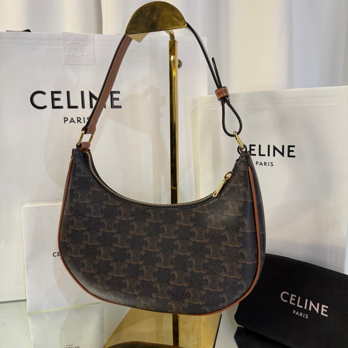 셀린느 트리오페 아바백 캔버스 카프스킨 탄 상품이미지3