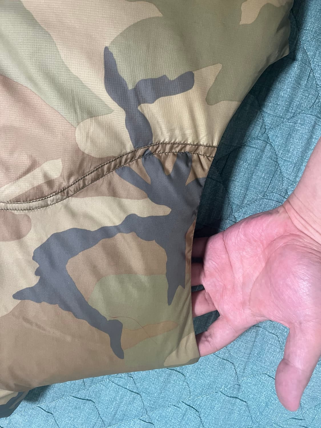 노스페이스 700 중앙로고 카모 패딩 조끼 베스트 XL 상품이미지6