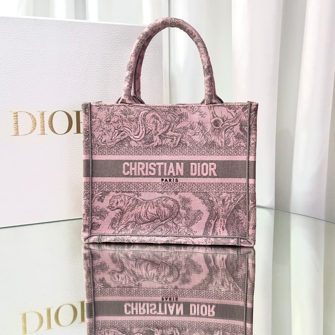 디올 뜨왈드주이 북토트백 스몰 핑크 상품이미지2