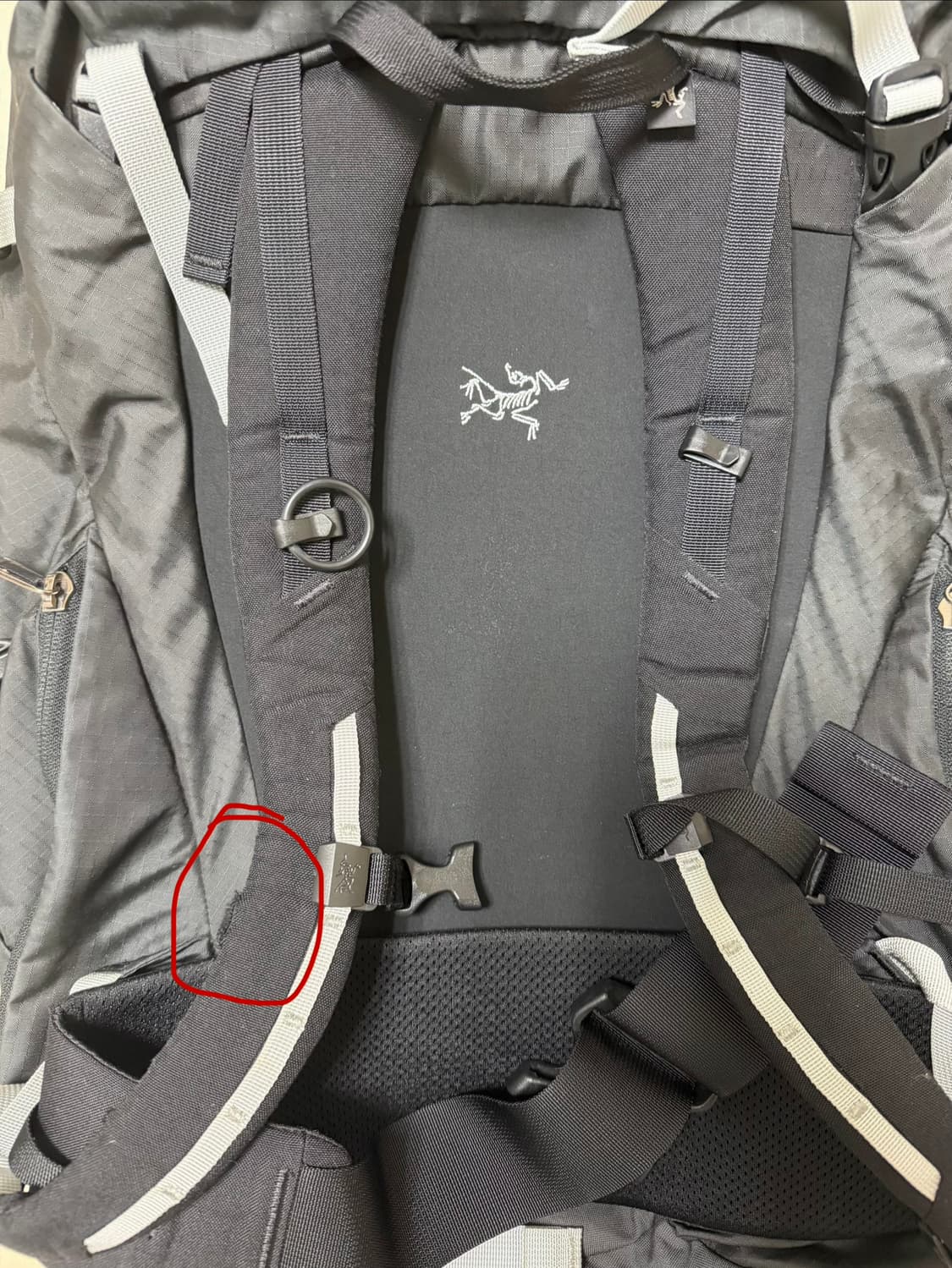 아크테릭스 알트라 48 백팩 블랙 상품이미지8