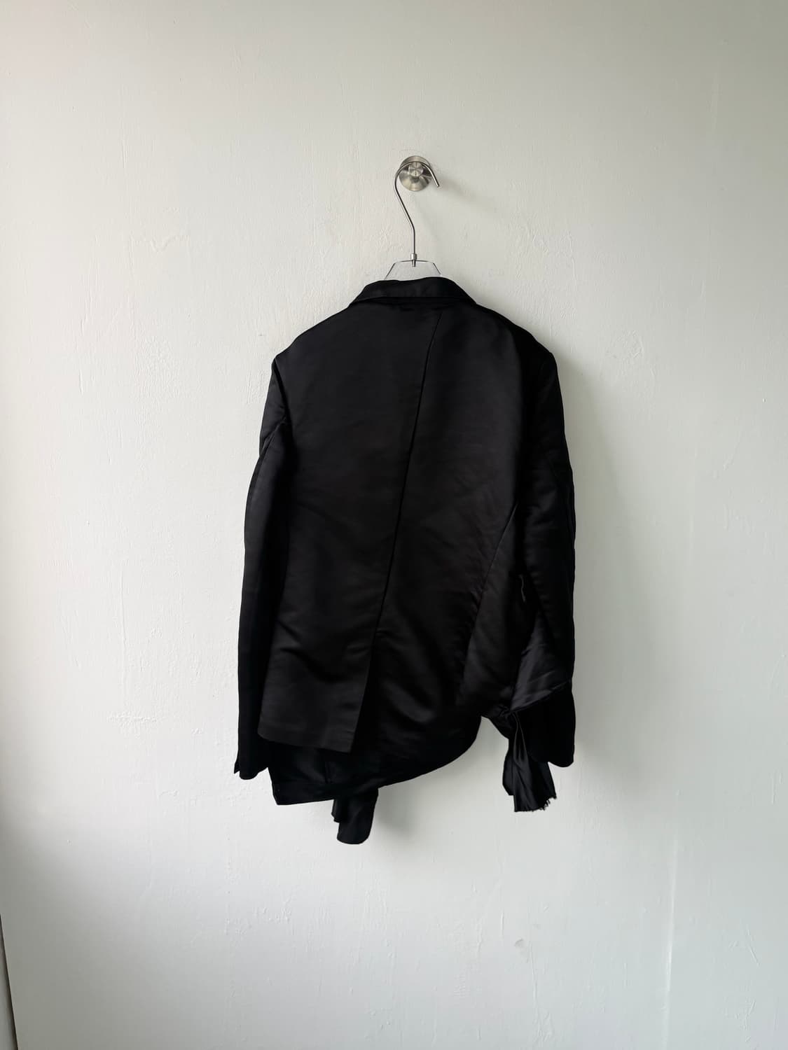 꼼데가르송 24aw 러플 사선 하이넥 블레이저 상품이미지9