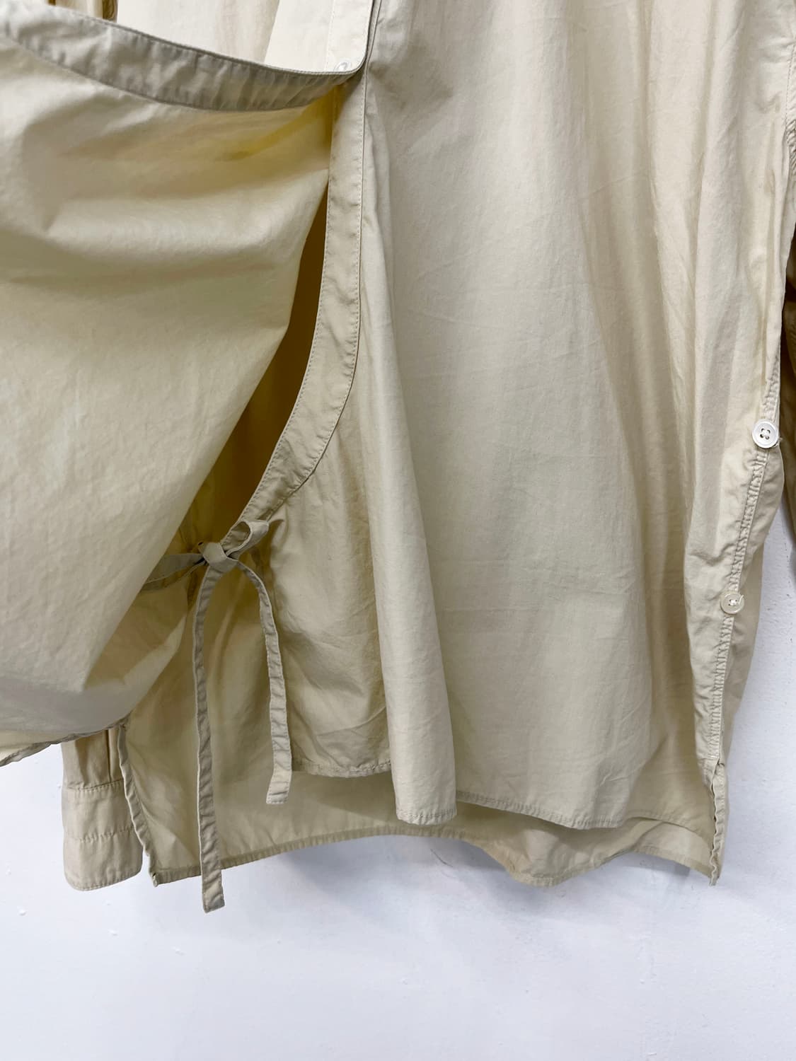 르메르 트위스트 셔츠 상품이미지6