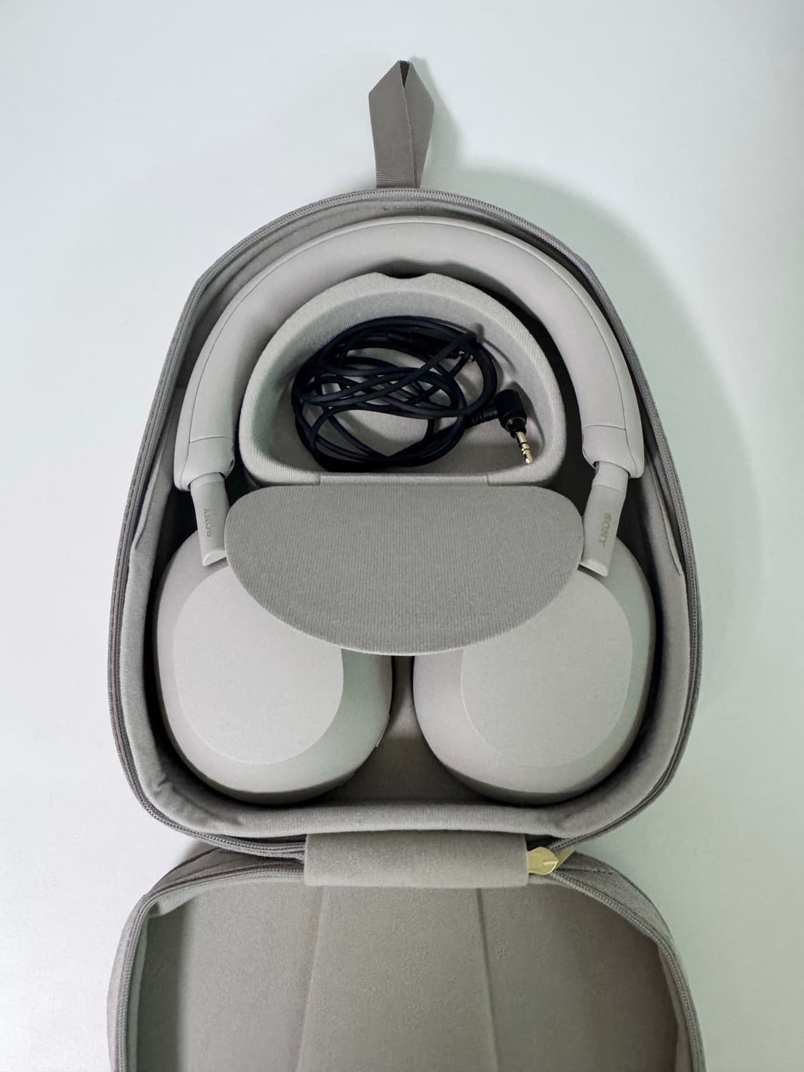  소니 헤드셋 wh-1000xm5 실버 상품이미지6