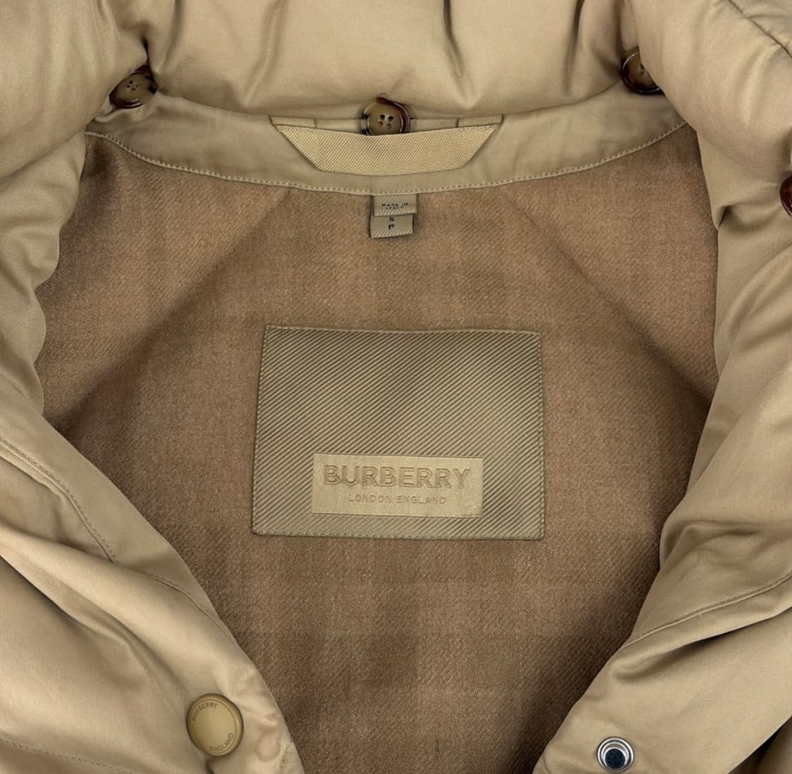 [S] 버버리 여성 퀄팅 덕다운 개버딘 코트 롱 패딩 자켓 베이지 상품이미지5