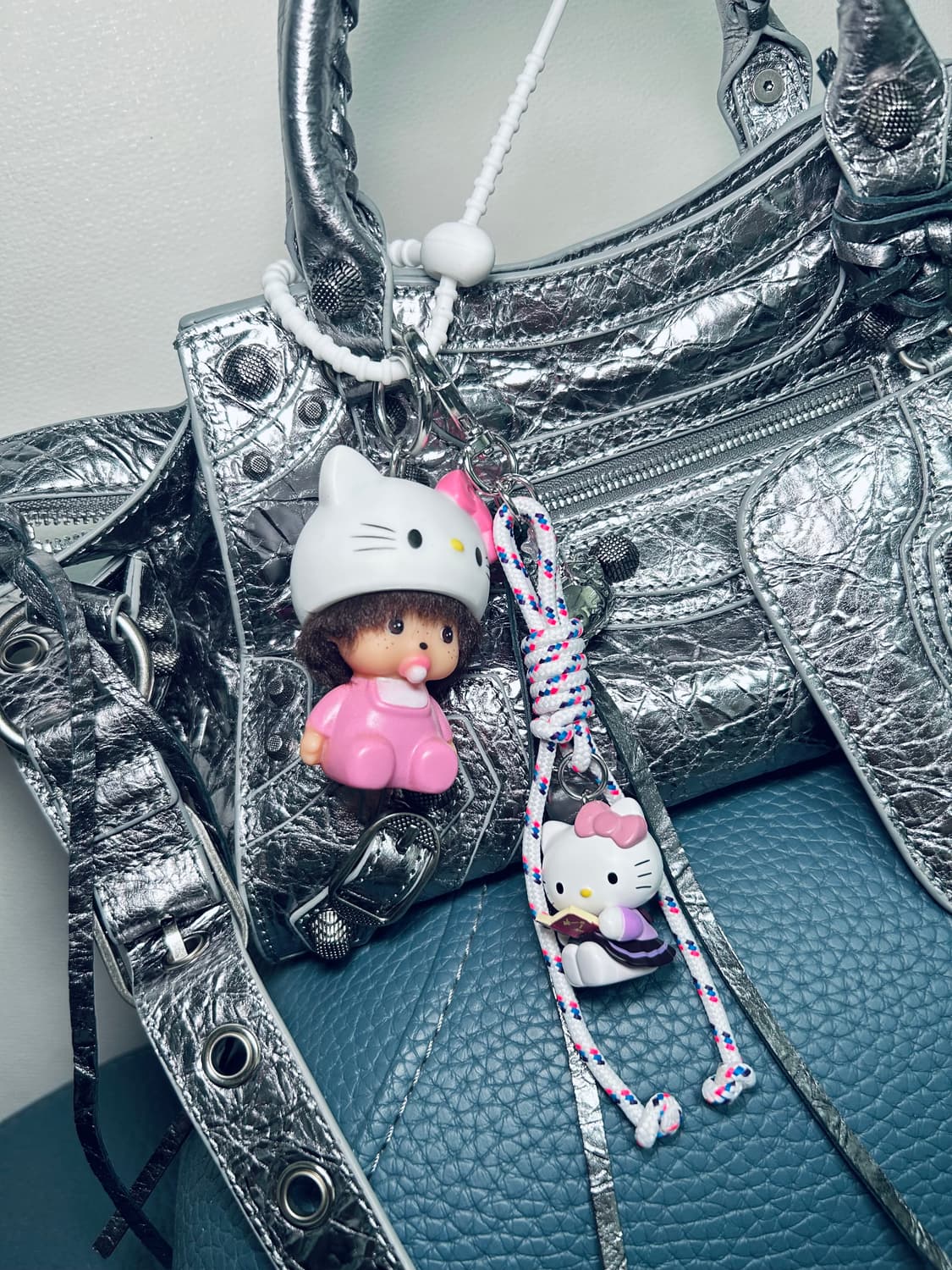 ✨💖정품 산리오 헬로키티 - 마법공부 랜덤 피규어 커스텀키링 상품이미지4