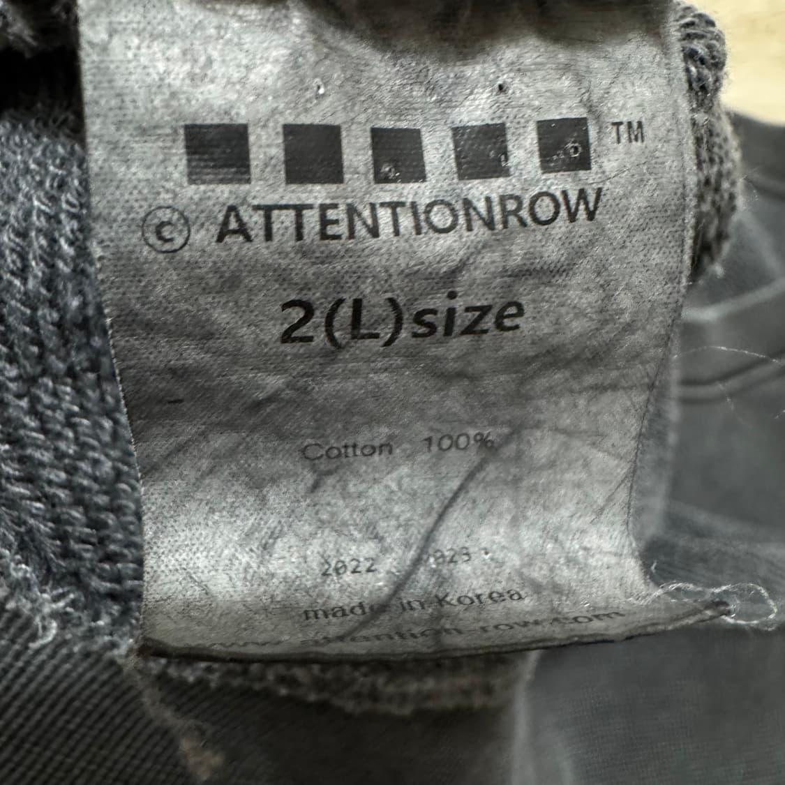 어텐션로우 오버핏 맨투맨  상품이미지4