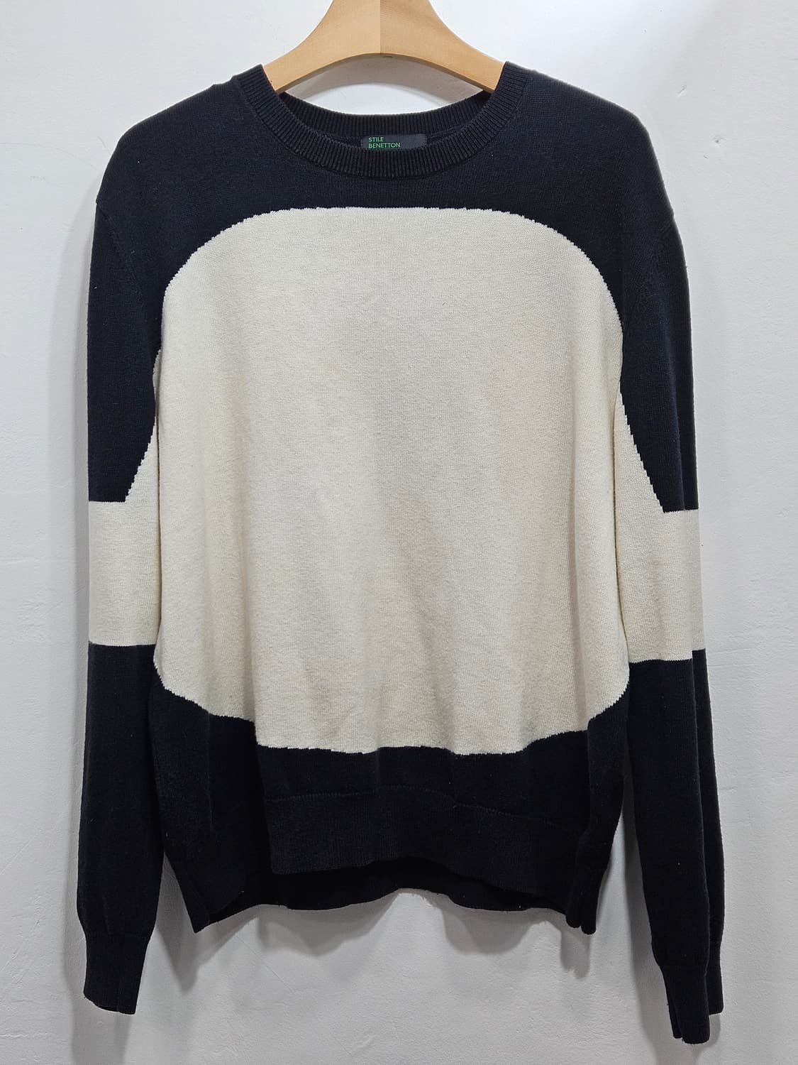 베네통(benetton) 블랙/아이보리 배색 니트 울면혼방  Free  상품이미지4