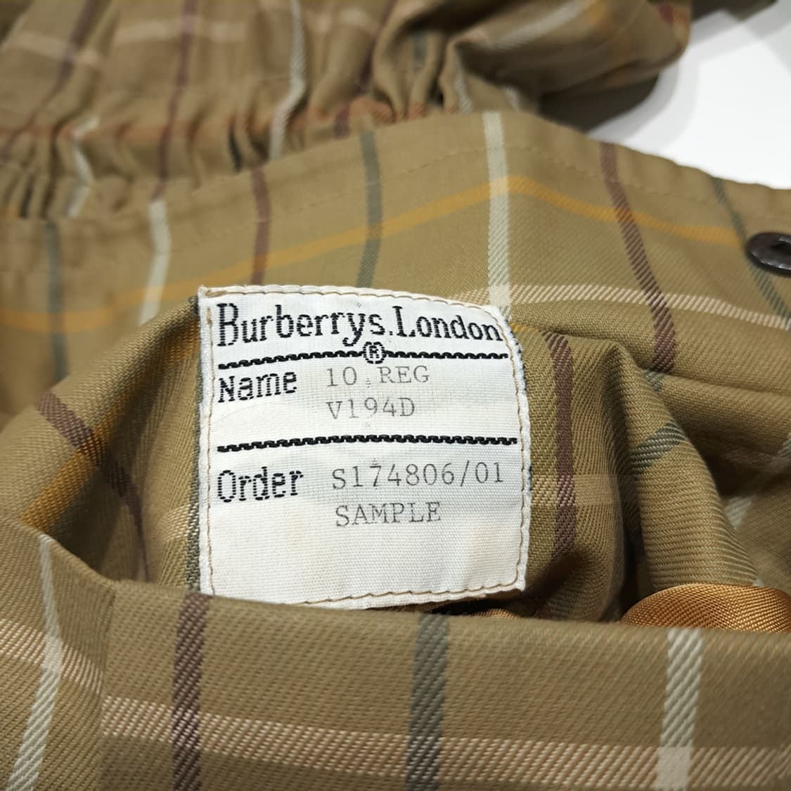 CL868 L 버버리 90s 영국판 올리브타탄체크 하프코트 자켓 상품이미지6