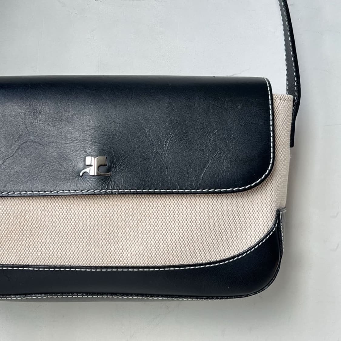 courreges / 쿠레쥬 블랙 레더 크로스백   상품이미지4