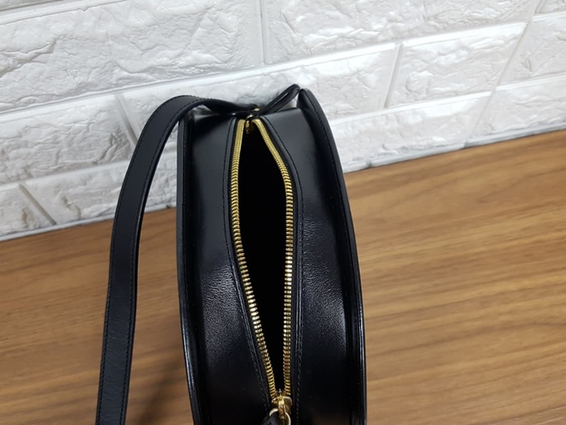 아페쎄(A.P.C.) 데미룬 하프문 레더 크로스백 상품이미지7