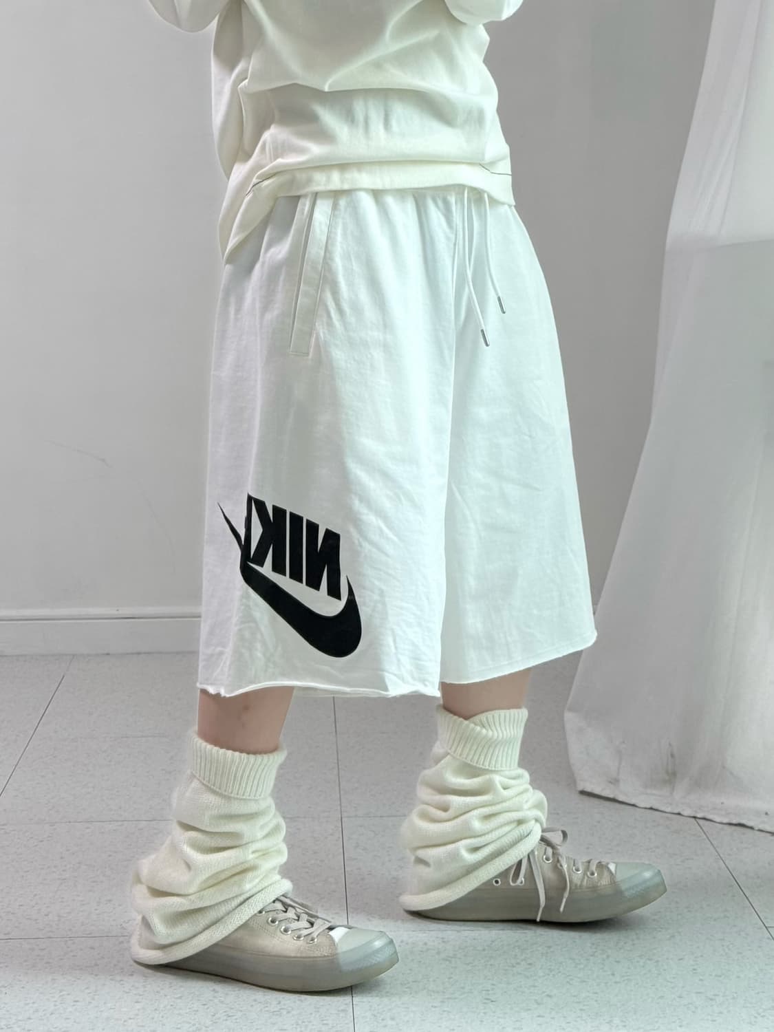 나이키 화이트 코튼 버뮤다 상품이미지2
