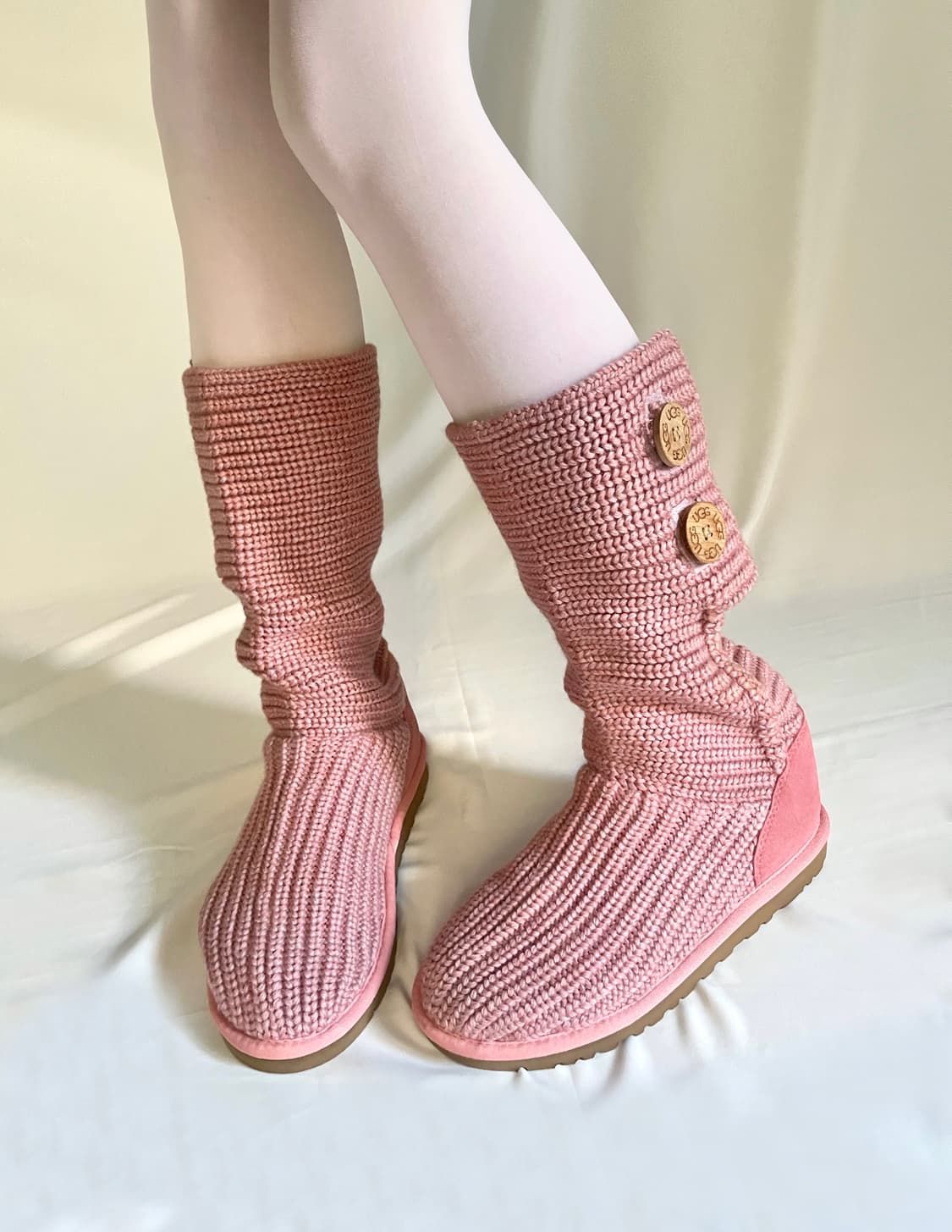 Ugg 어그 베이비 핑크 버튼 부츠 상품이미지5