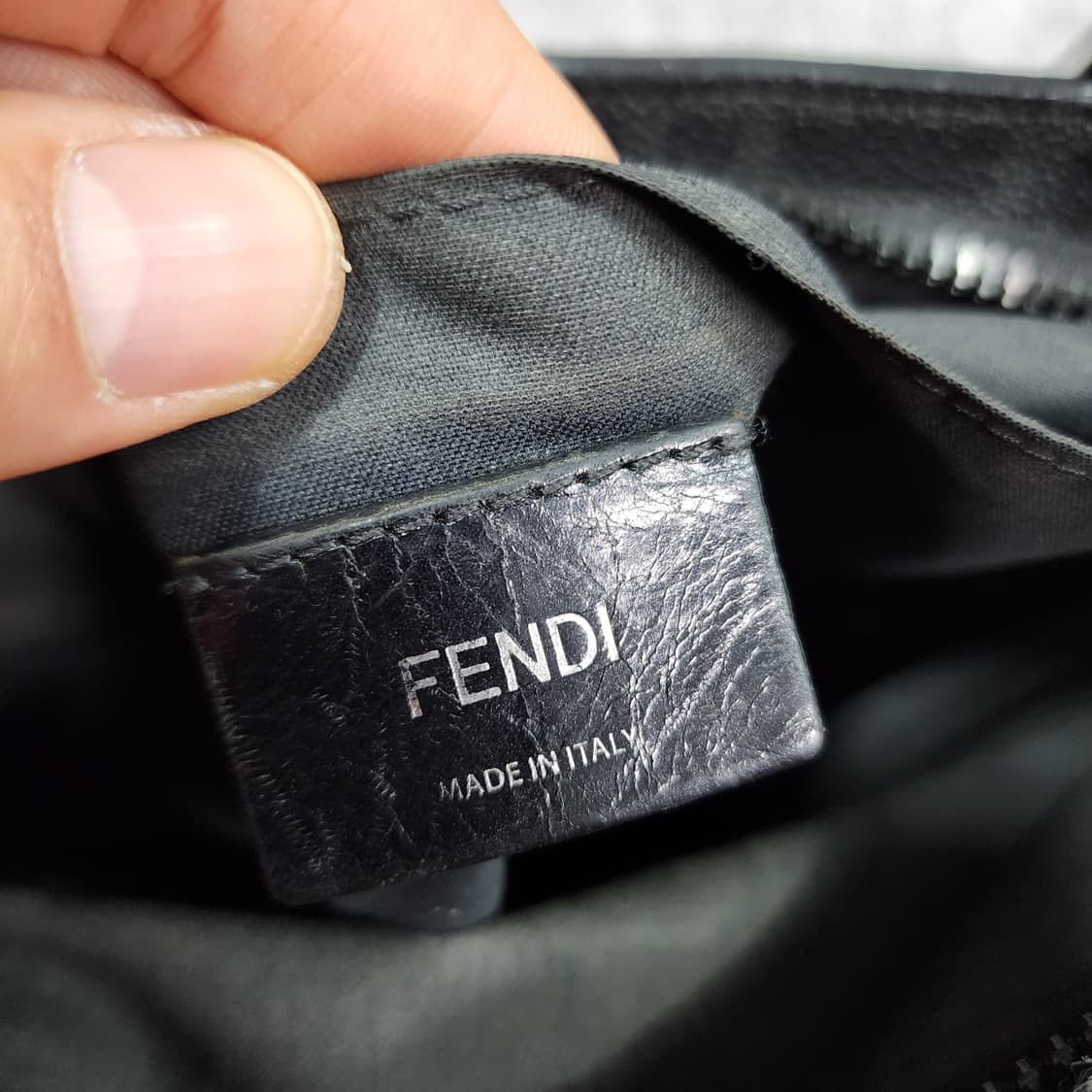 펜디 블랙 주카 스팔마티 옴브레 크로스백 상품이미지8