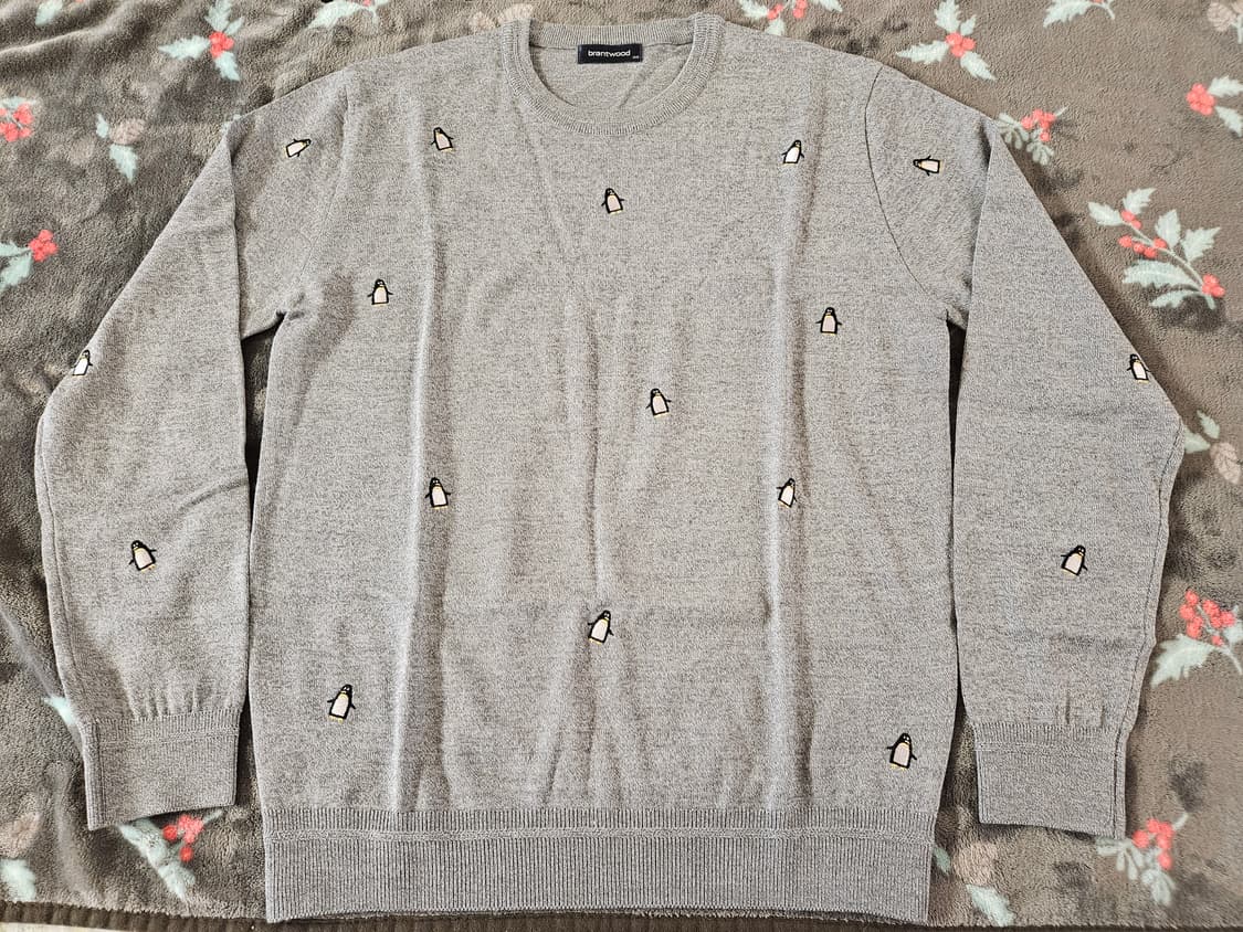 [100]새제품 코오롱 브렌우드 펭귄 자수 남성니트 그레이 상품이미지3