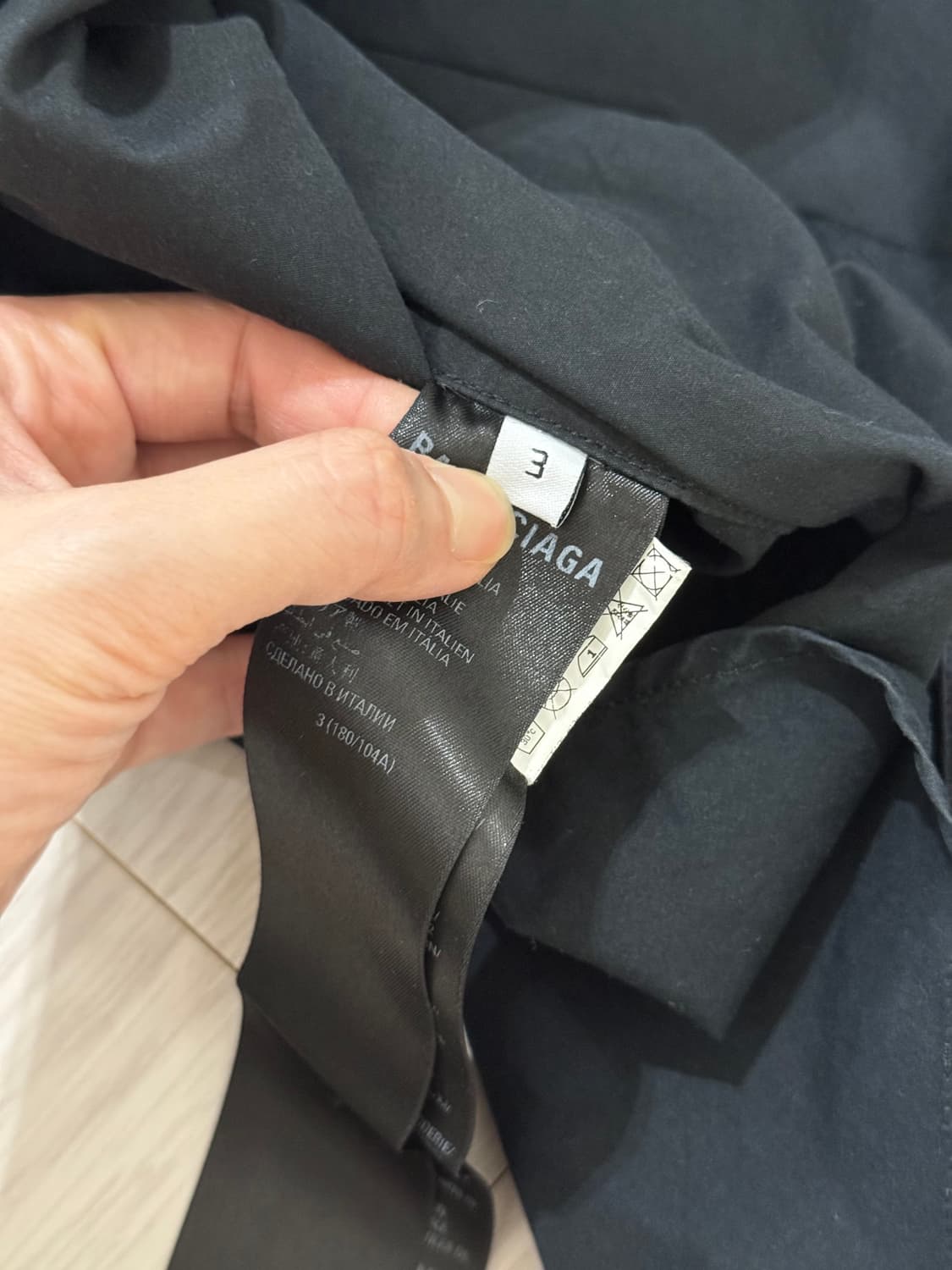 [3] 발렌시아가 BB로고 트롱프뢰유 셔츠 레이어드 롱슬리브 블랙 상품이미지7