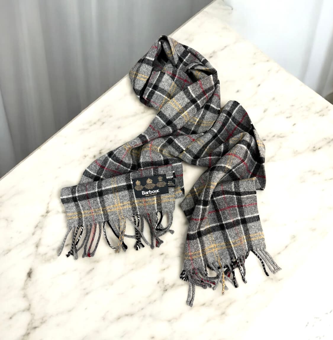 바버 프린지드 그레이 타르탄 램스울 머플러 상품이미지6