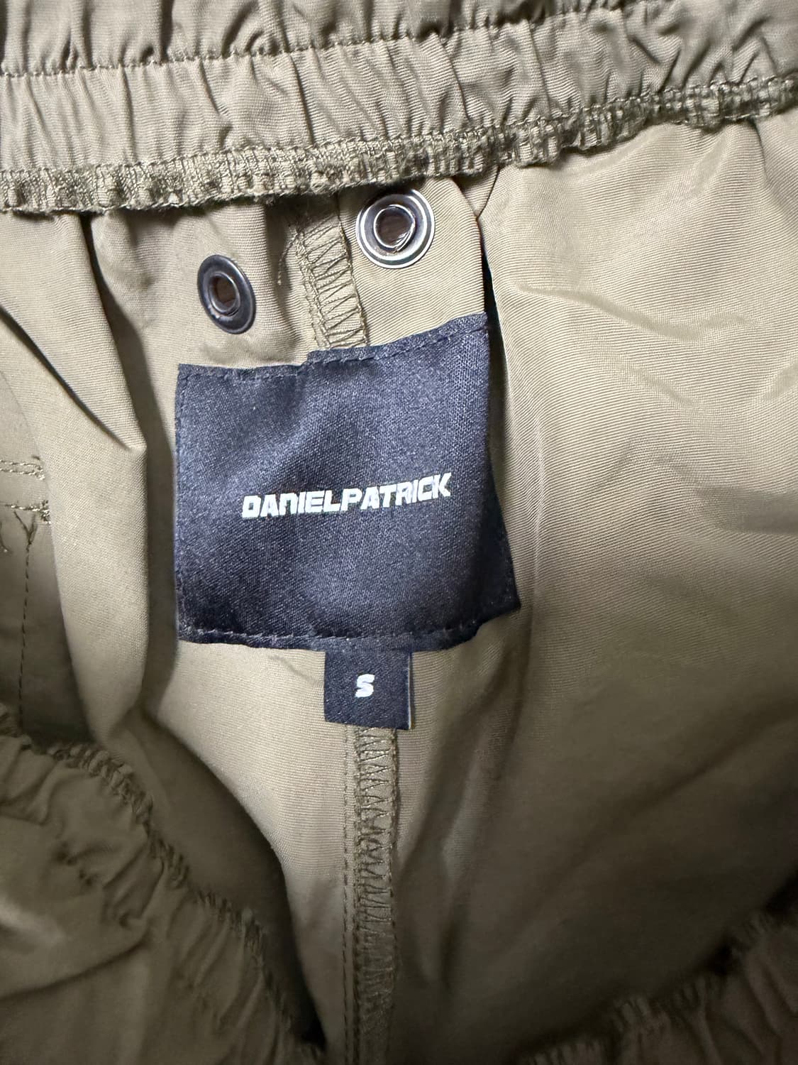 다니엘 페트릭 스트릿 무드 쇼츠 카키 s 사이즈 상품이미지3