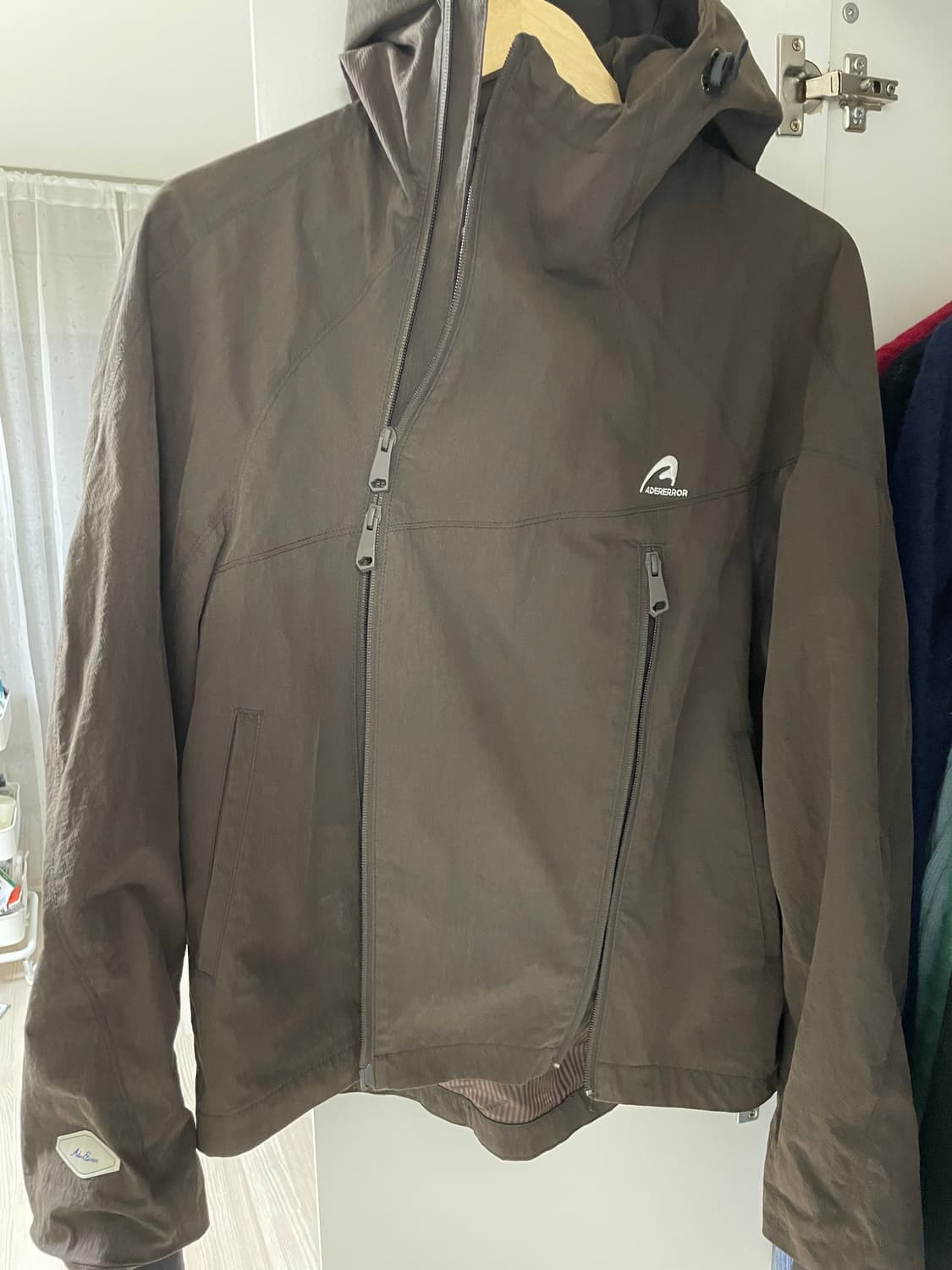 아더에러 플루익 윈드 브레이커 브라운 A2 상품이미지2