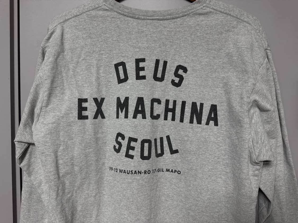 데우스 엑스 마키나 롱슬리브 L 그레이 깔끔 상품이미지5