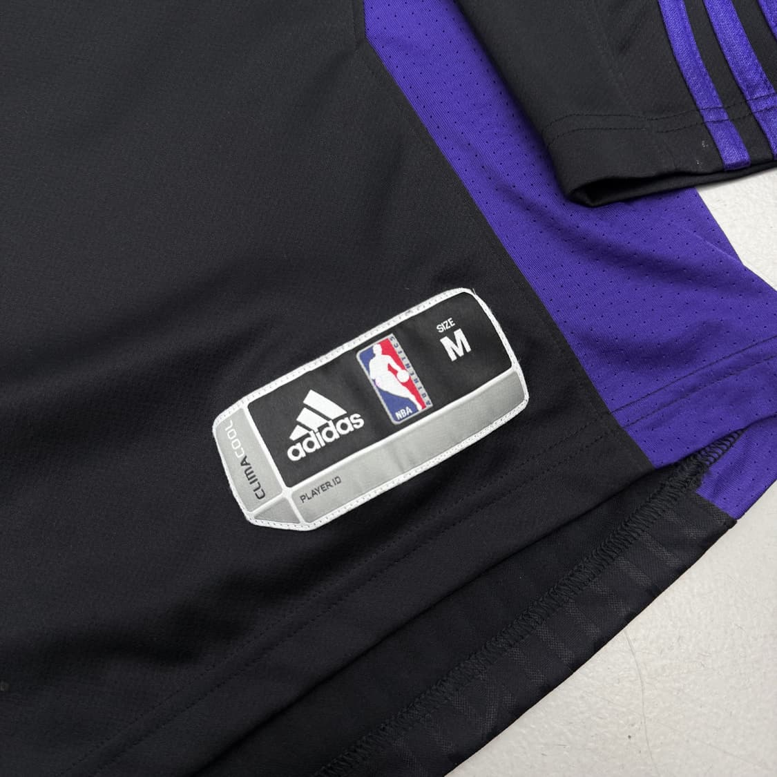 아디다스 X NBA 00s 레이커스 삼선 블록코어 롱슬리브 져지 상품이미지4