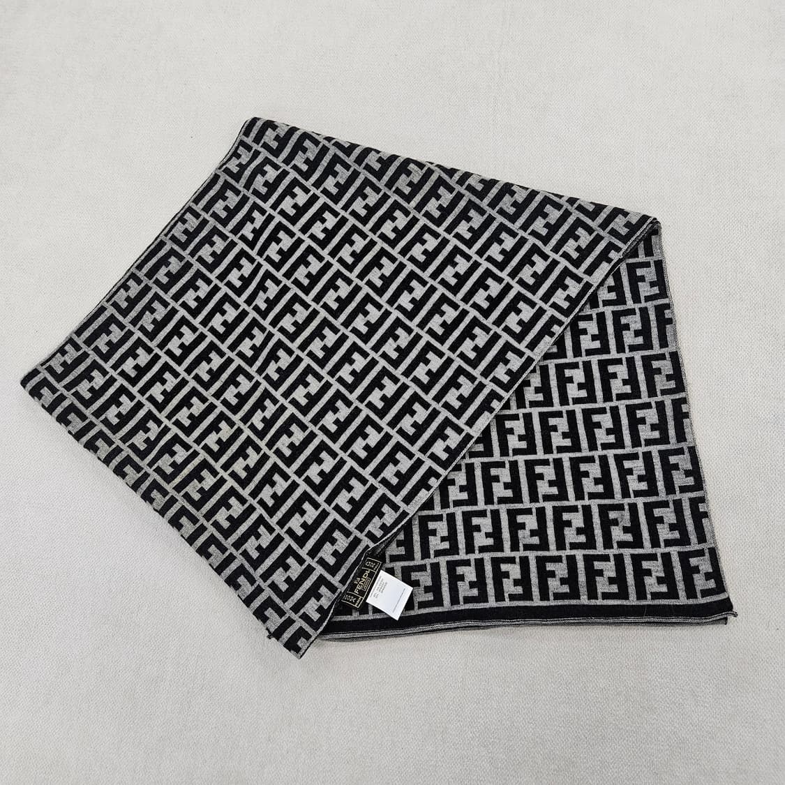 [실측확인] 펜디 빈티지 리버시블 주카 시그니처 머플러 0120Y2 상품이미지2