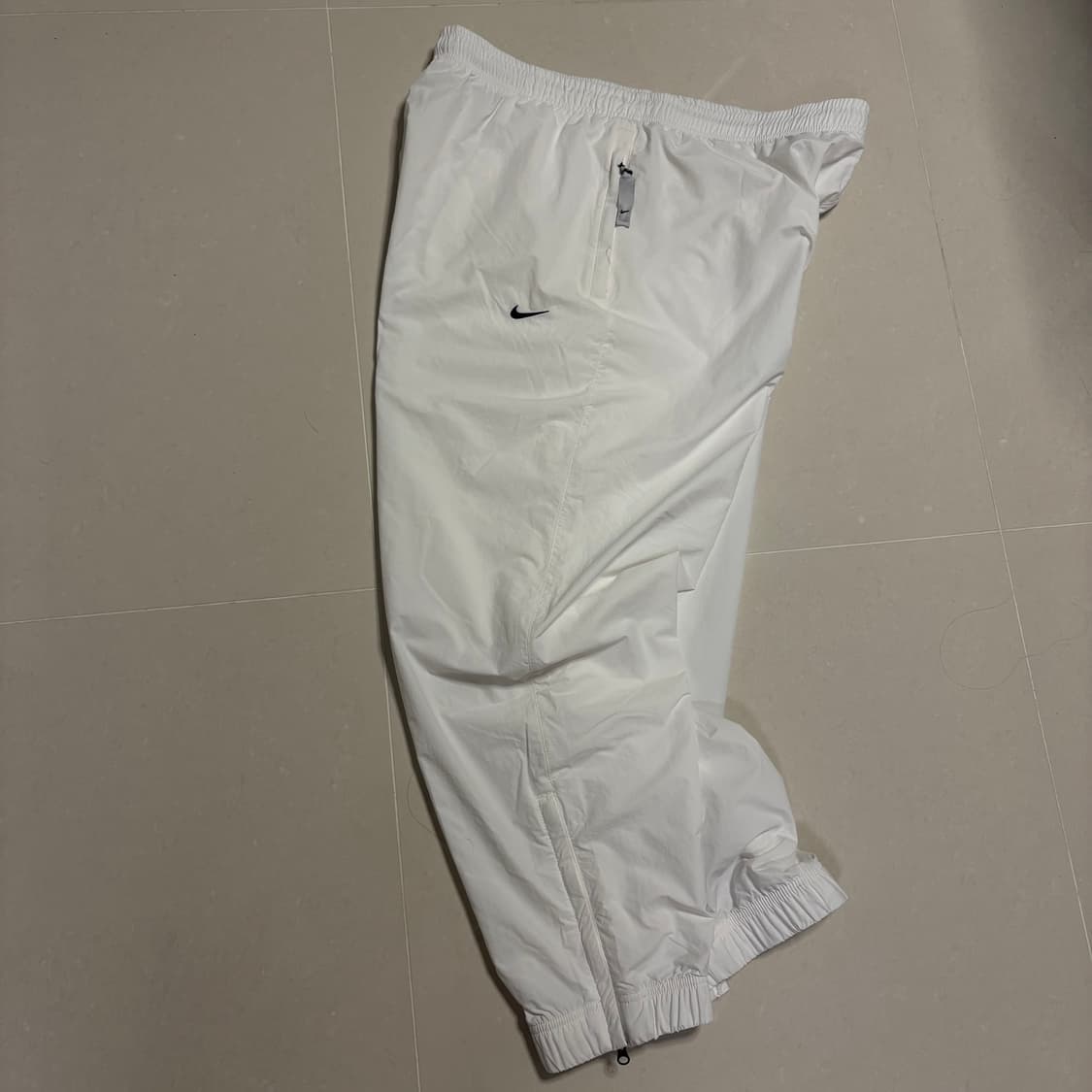 정품 나이키 스우시 화이트 조거팬츠 와이드 바람막이 트랙팬츠 바지 상품이미지7