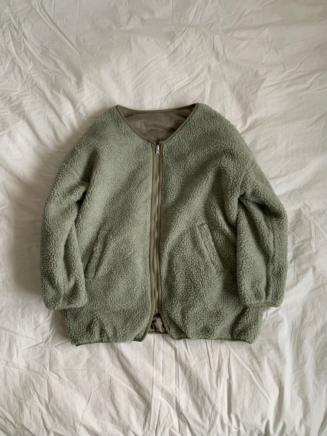 피스타치오 리버시블 점퍼 상품이미지1