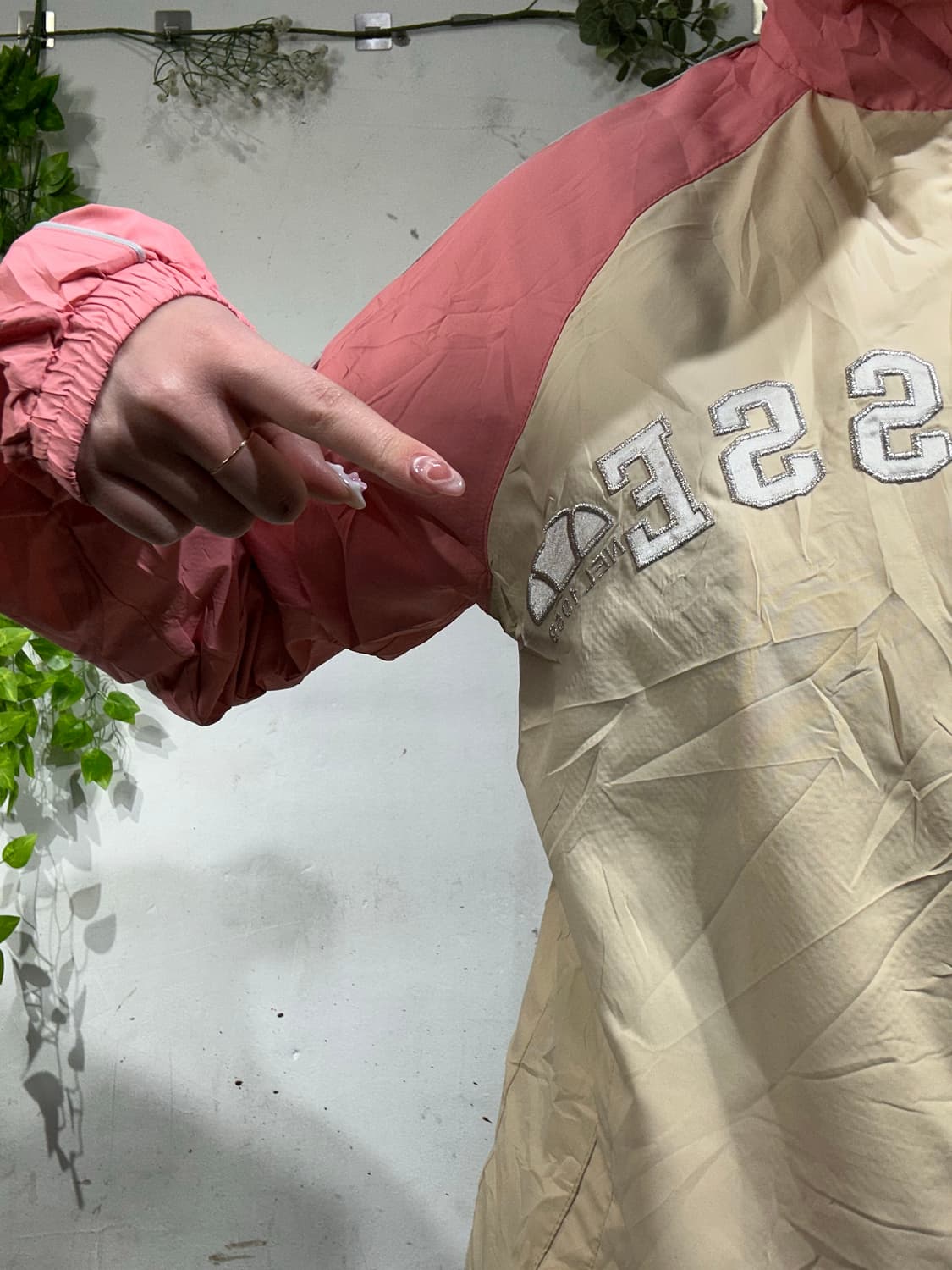 엘레쎄 베이지 핑크 배색 바람막이 자켓 M 상품이미지4