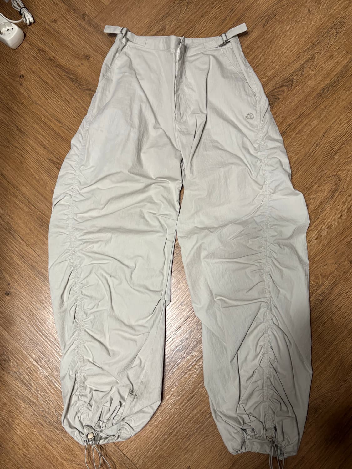 코이세이오 퍼커링팬츠 아이보리 상품이미지2