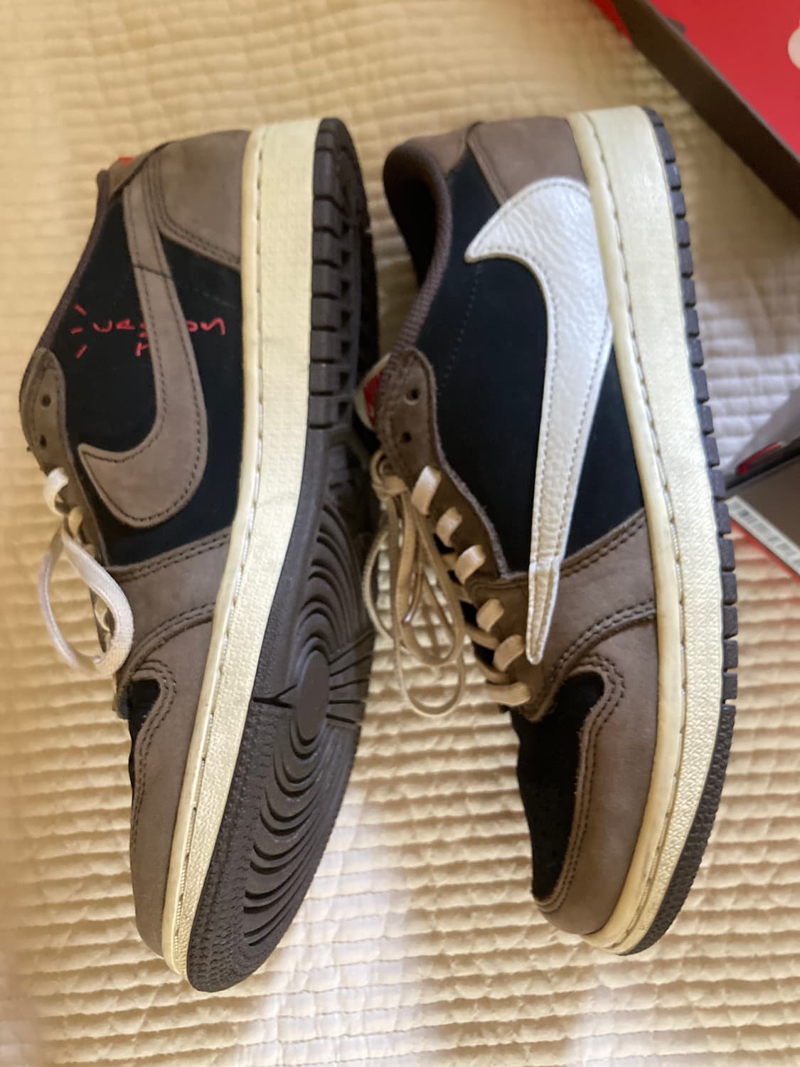 나이키 조던1 로우 스캇 모카 jordan 1 nike scott 상품이미지3